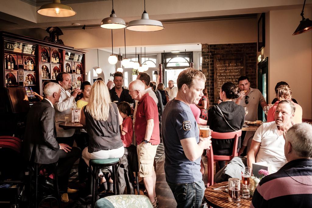 The Queen'S Head Kingston upon Thames  Luaran gambar